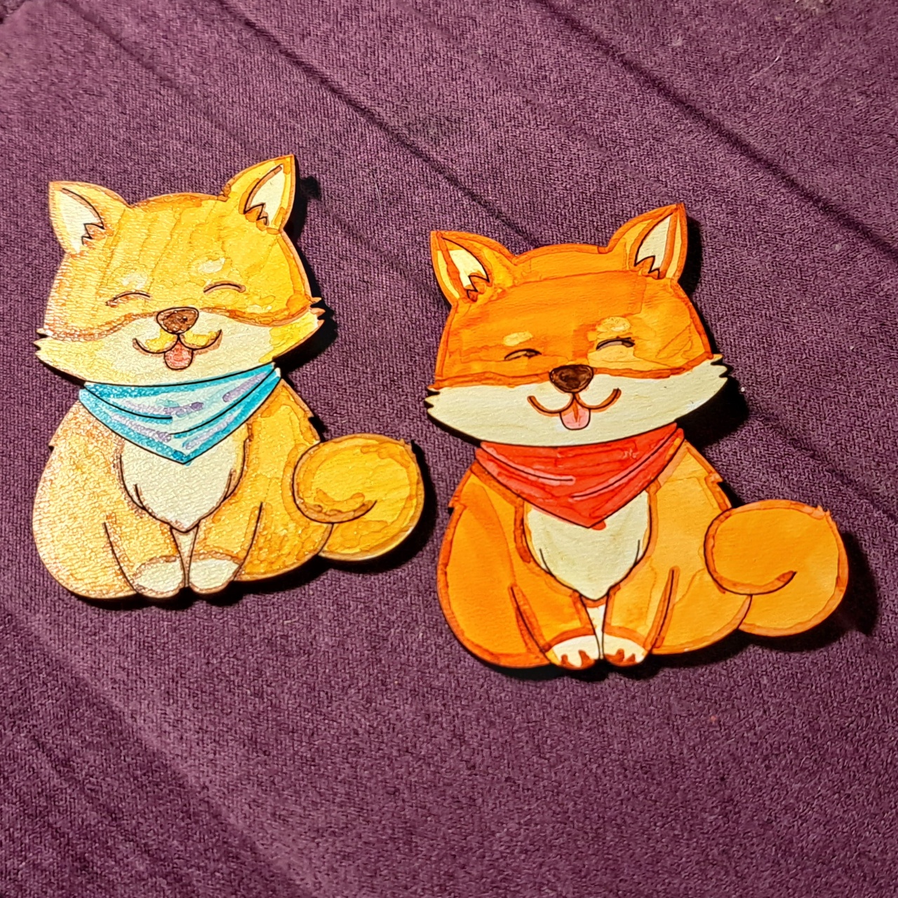 Câine Inu, 3.3×4 cm, placaj lemn