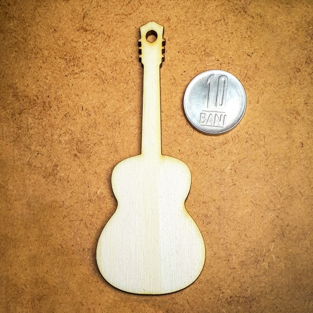 Chitară, 3,5×8,5 cm, placaj