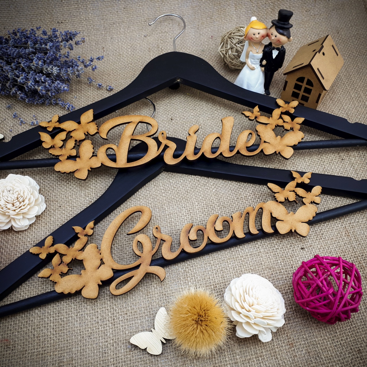 Decor Bride și Groom cu fluturi pentru umerașe, HDF