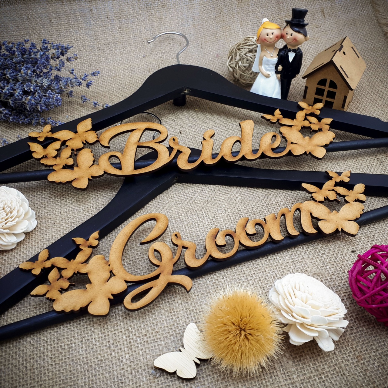 Decor Bride și Groom cu fluturi pentru umerașe, HDF