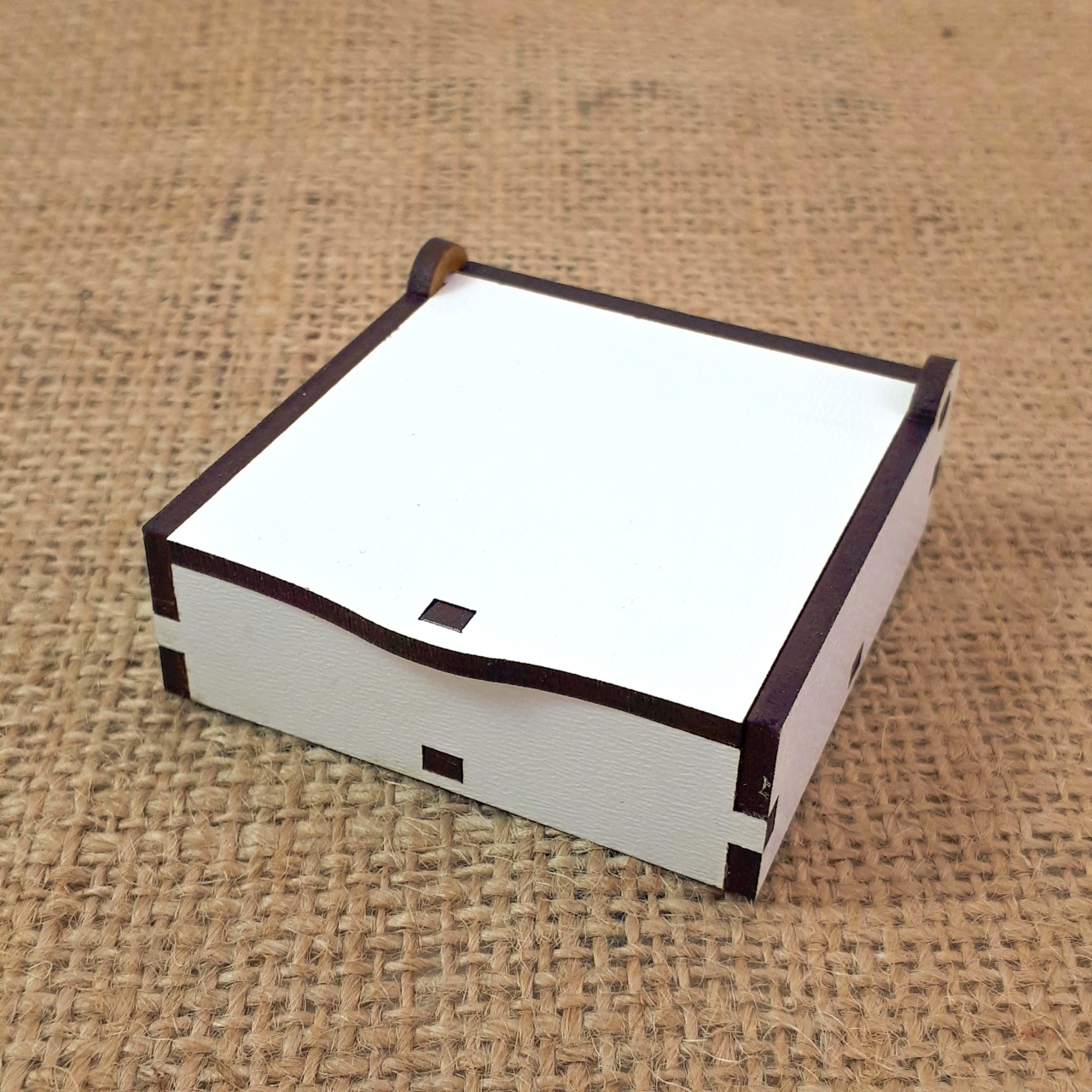 Cutiuță mărțișor, 6×6×2 cm, MDF Alb