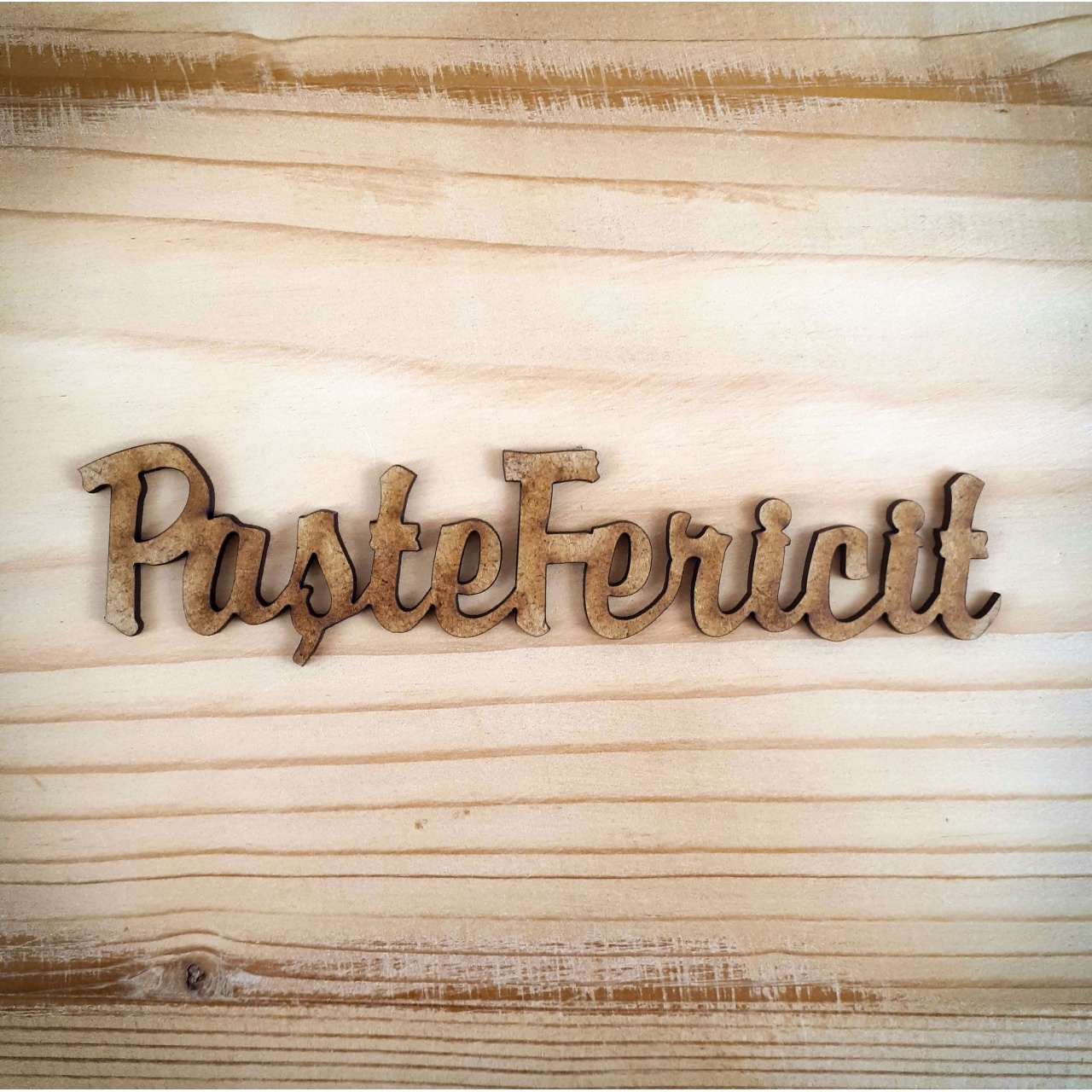 Text Paște Fericit decupat, 3 cm, MDF